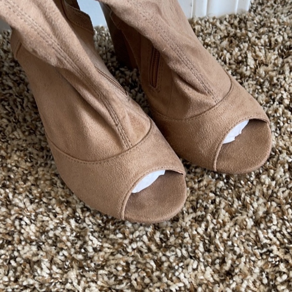 Open Toe Boots - Picture 2 of 6